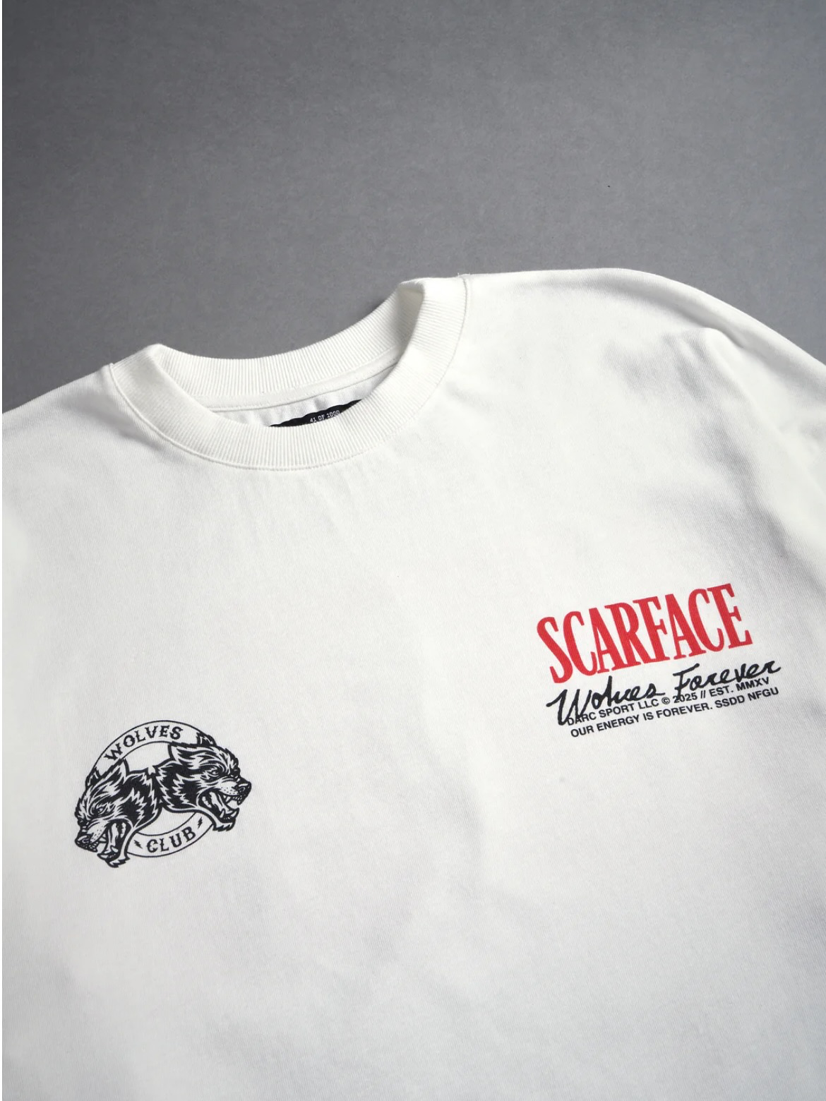 CAMISETA OVERSIZED -  THE WORLD IS YOURS WHITE